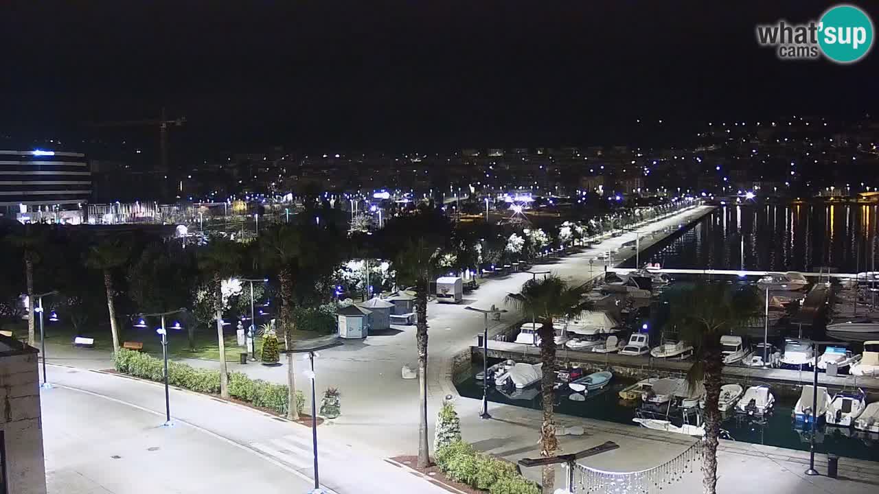 Spletna kamera Koper – Panorama na marino in promenado s Hotela Grand Koper