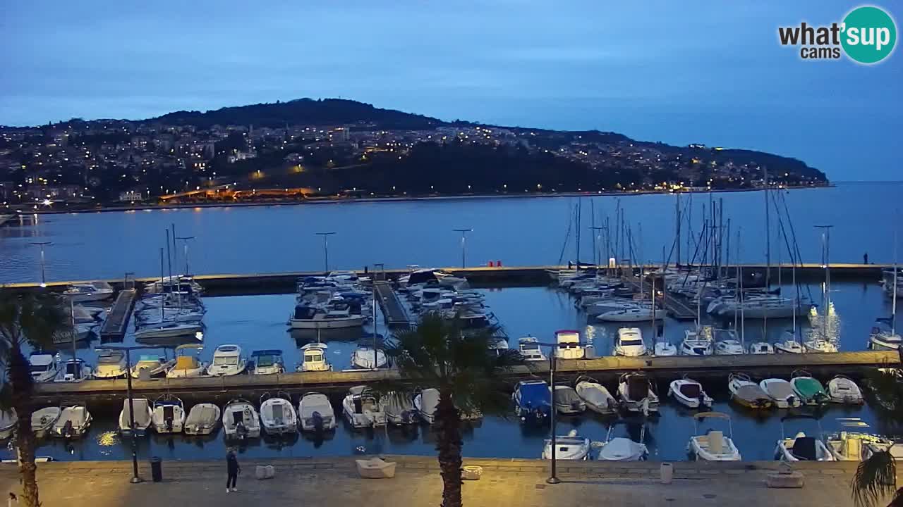 Der Hafen von Koper Live-Webcam – Kreuzfahrt- und Frachthafen – Slowenien