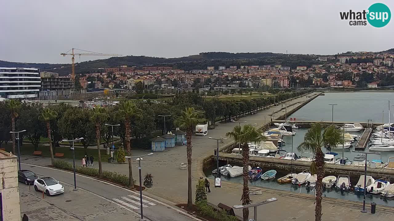 The Port of Koper live webcam – cruise and cargo port – Slovenia