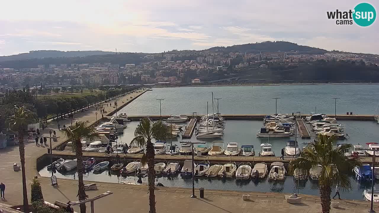 Webcam Koper – Panorama de la marina et de la promenade depuis le Grand Hotel Koper