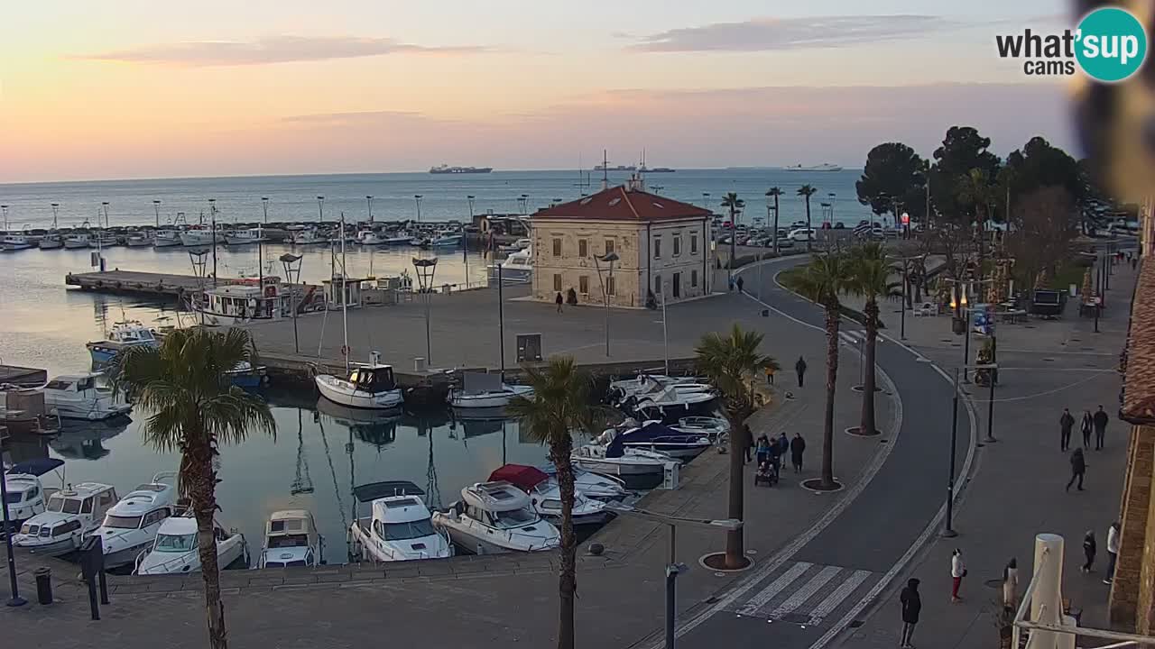 Webcam en vivo del Puerto de Koper – puerto de carga y cruceros – Eslovenia