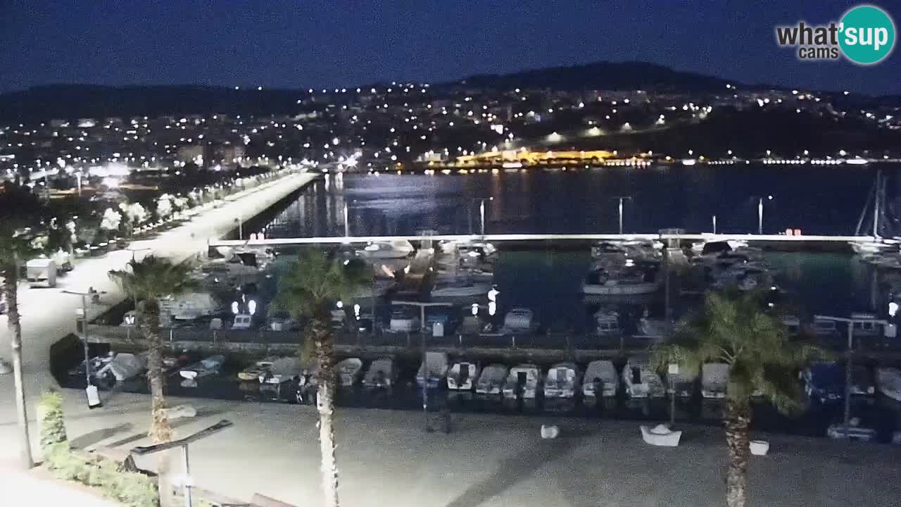 Web kamera Koper – marina i promenada – hotel Grand Koper