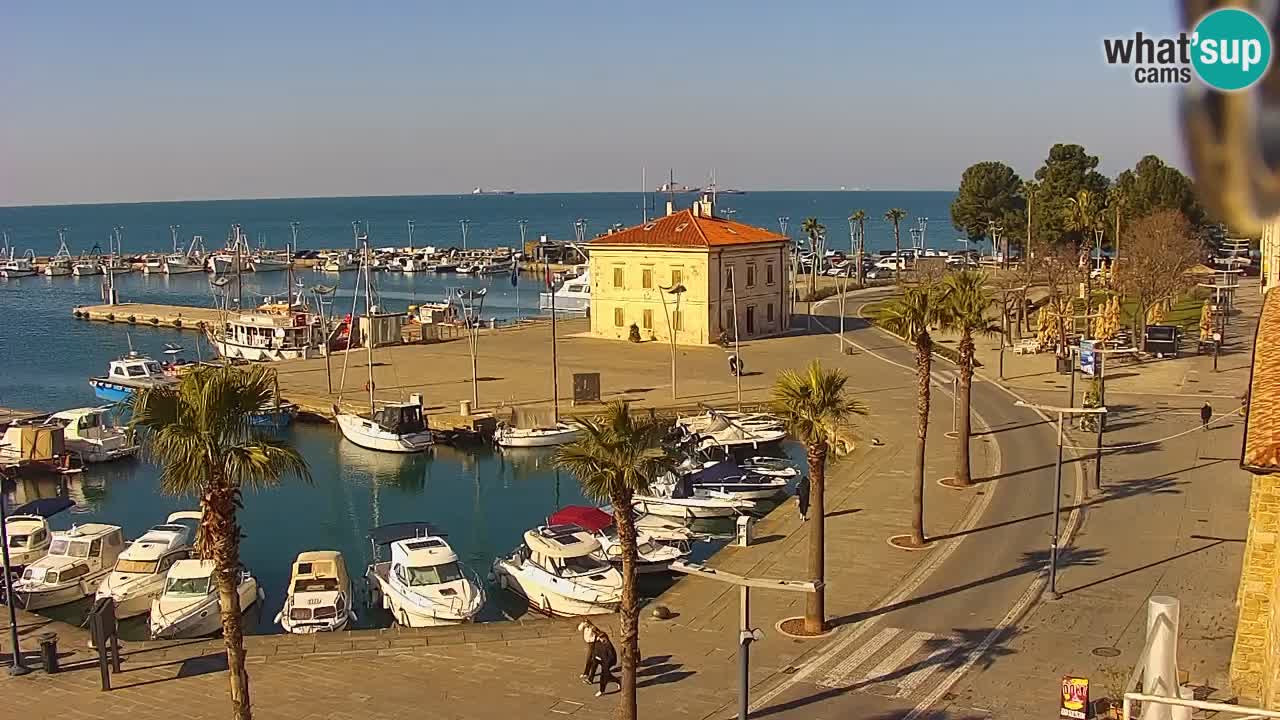 Webcam Koper – Panorama de la marina et de la promenade depuis le Grand Hotel Koper