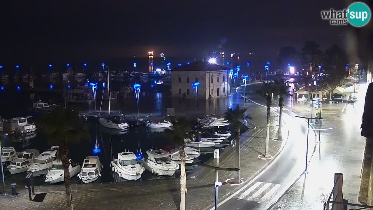 Camera en vivo Koper – puerto deportivo y paseo marítimo desde el Hotel Grand Koper