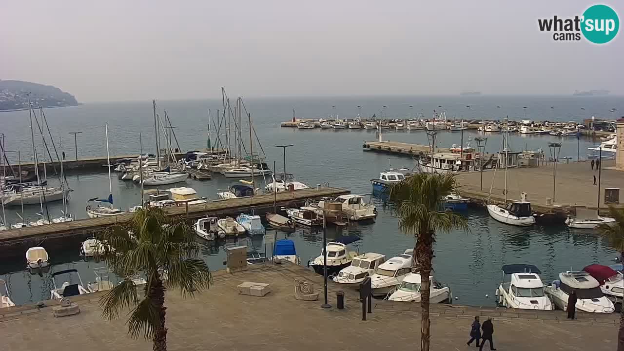 Webcam Koper – Panorama de la marina et de la promenade depuis le Grand Hotel Koper