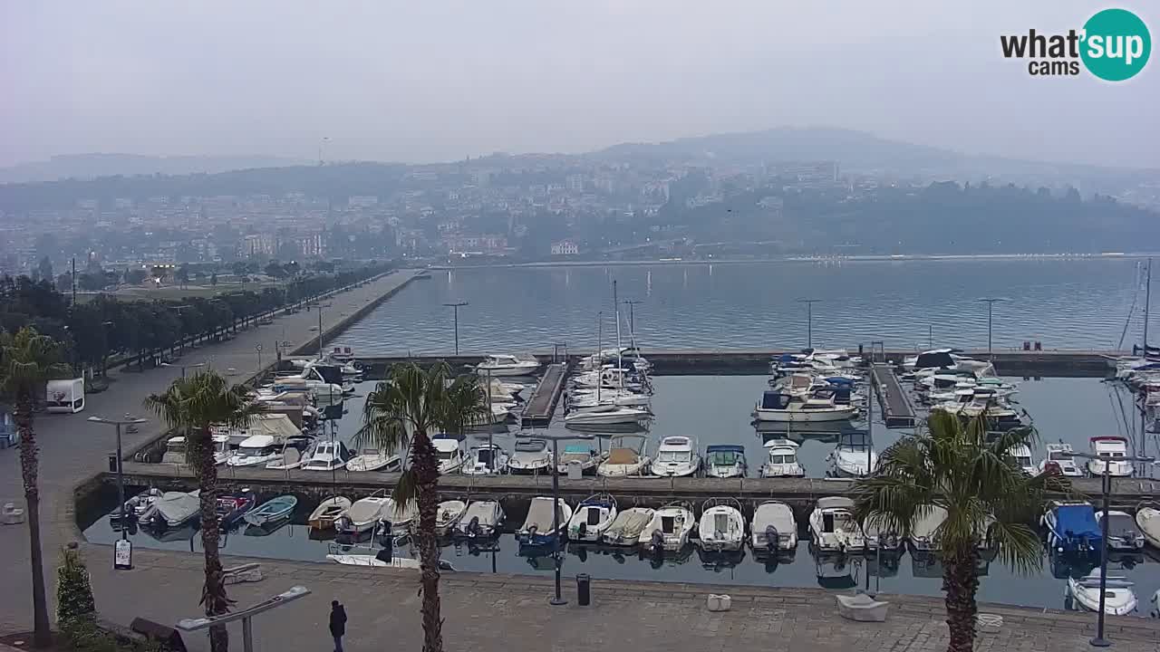 Web kamera Koper – marina i promenada – hotel Grand Koper