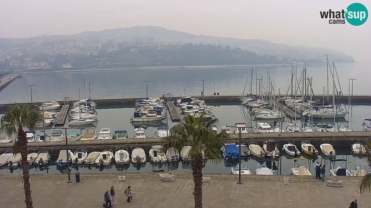 Webcam Koper – Panorama de la marina et de la promenade depuis le Grand Hotel Koper