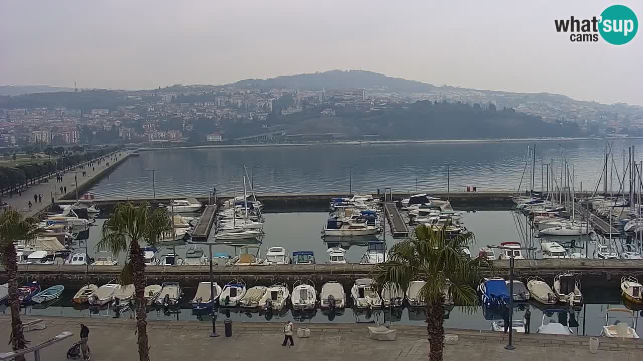 Webcam Capodistria – marina e lungo mare dall’Hotel Grand Koper