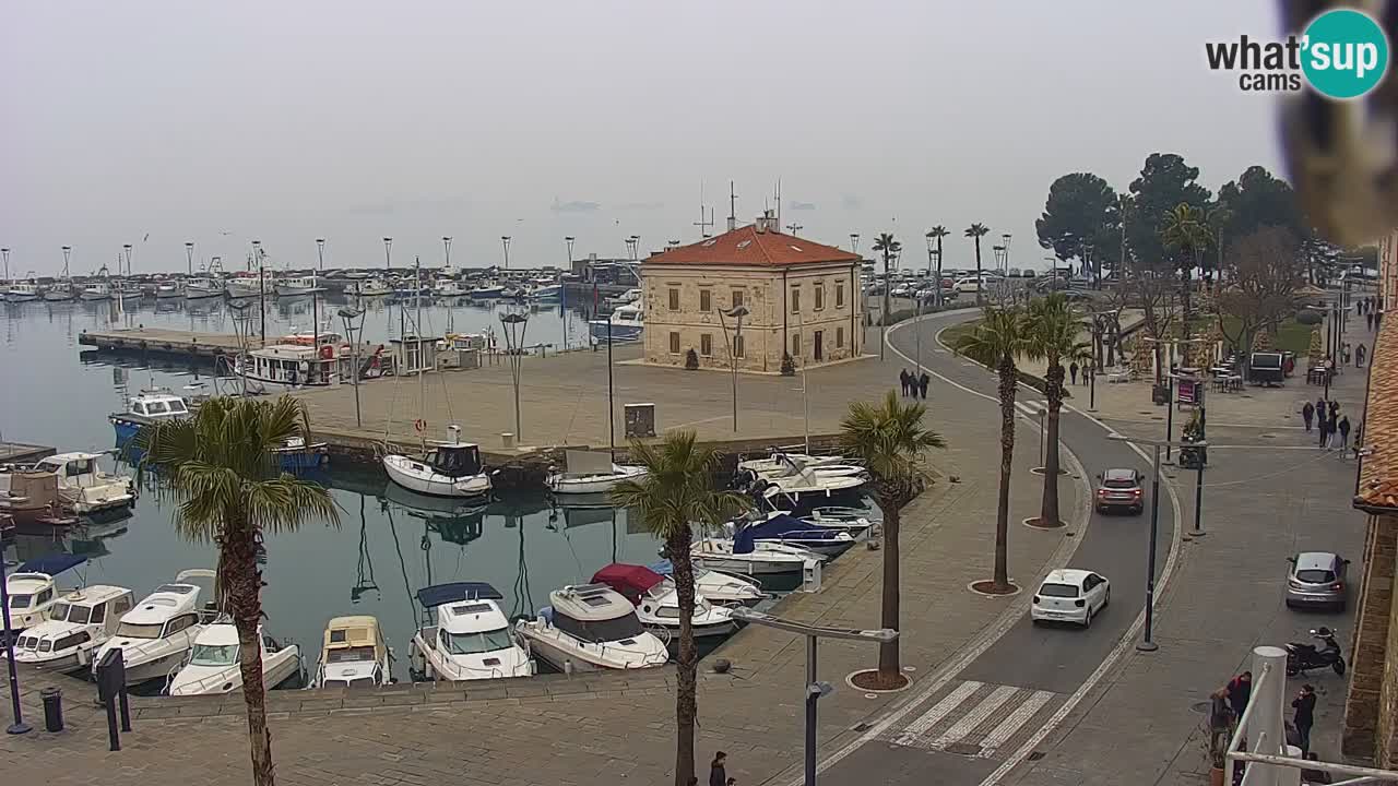 Webcam Koper – Panorama de la marina et de la promenade depuis le Grand Hotel Koper