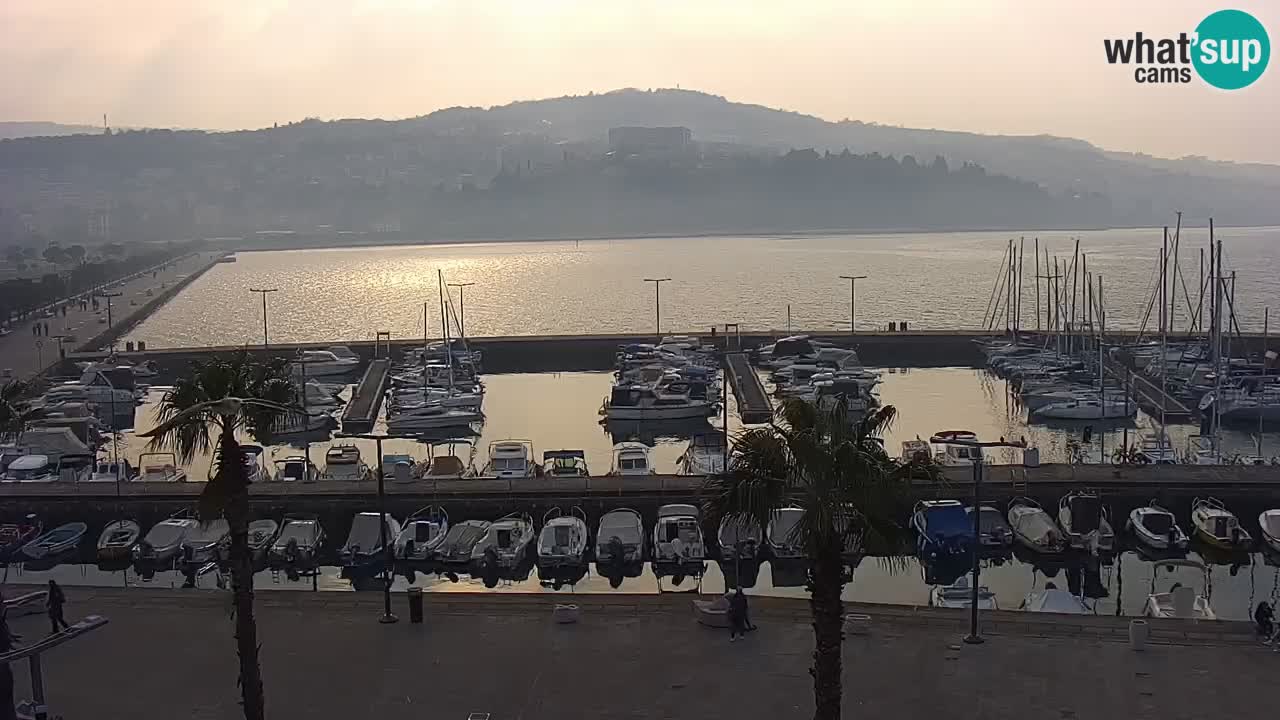 Webcam Capodistria – marina e lungo mare dall’Hotel Grand Koper