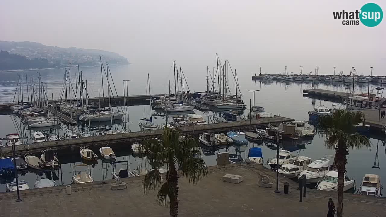 Webcam Koper – Panorama de la marina et de la promenade depuis le Grand Hotel Koper