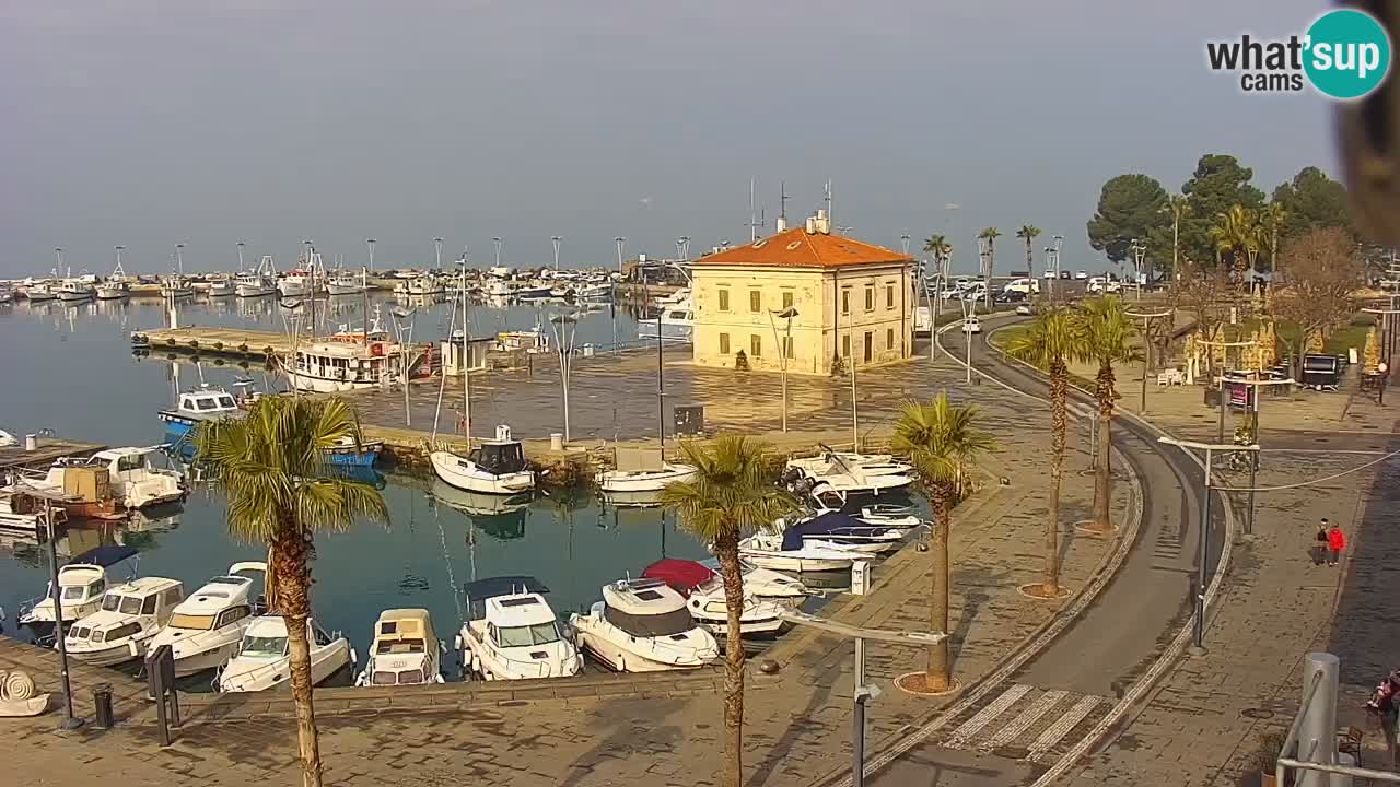 Webcam Koper – Panorama de la marina et de la promenade depuis le Grand Hotel Koper