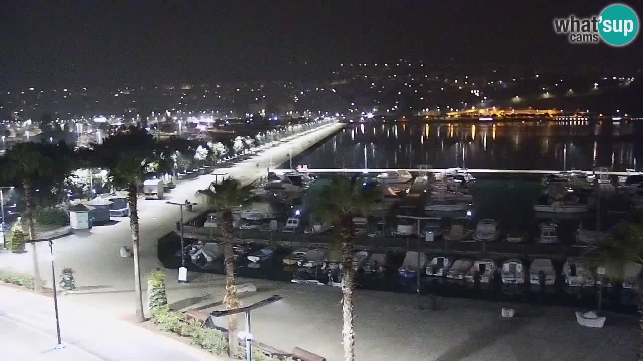 Camera en vivo Koper – puerto deportivo y paseo marítimo desde el Hotel Grand Koper