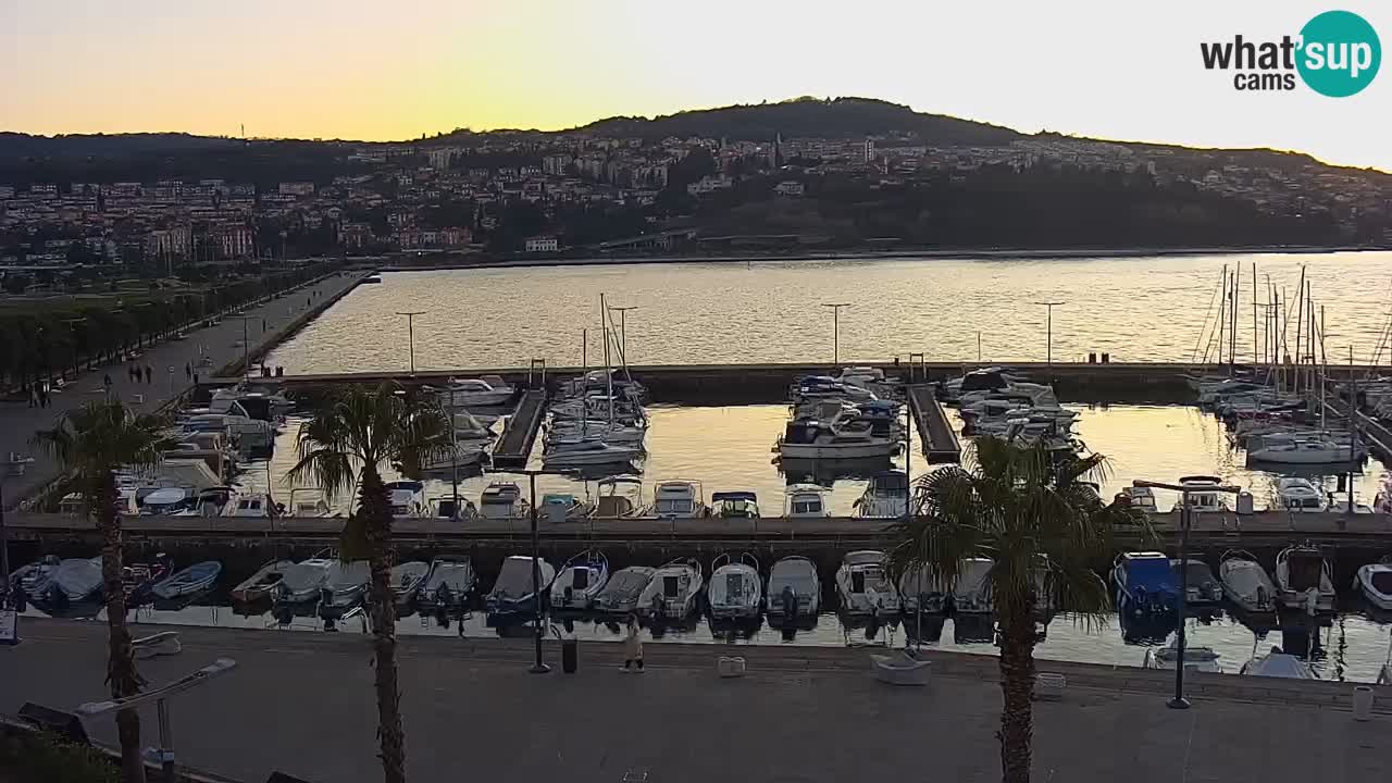 Webcam Capodistria – marina e lungo mare dall’Hotel Grand Koper