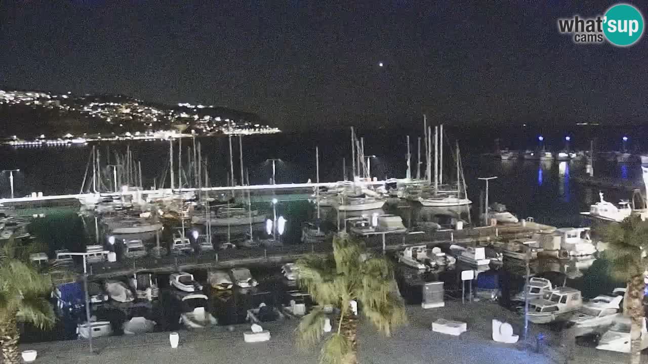 Webcam Koper – Panorama of the marina and promenade from the Grand Hotel Koper