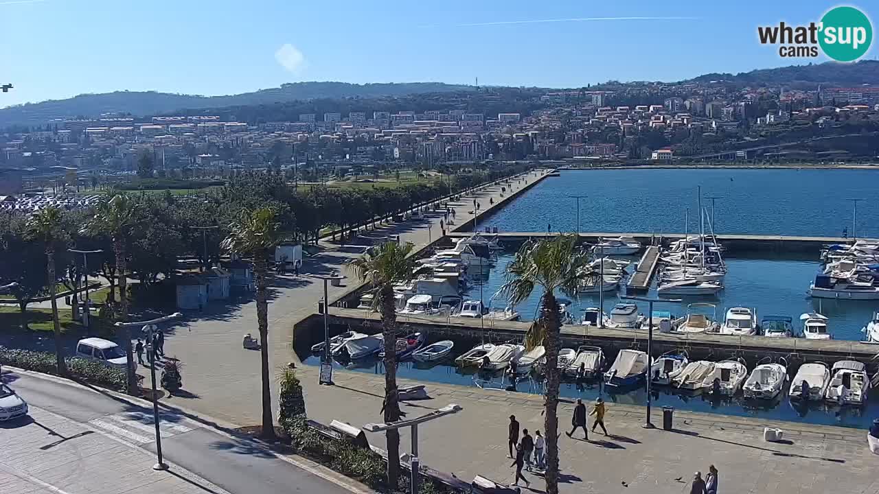 Camera en vivo Koper – puerto deportivo y paseo marítimo desde el Hotel Grand Koper