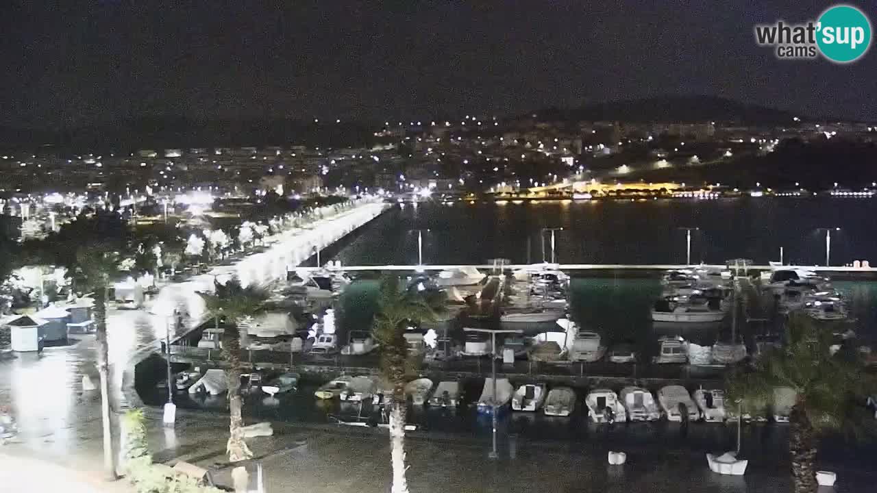 Spletna kamera Koper – Panorama na marino in promenado s Hotela Grand Koper