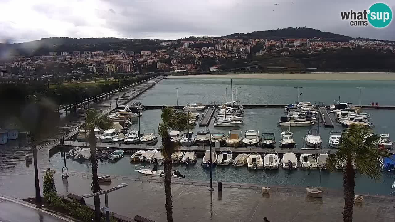 Webcam Koper – Panorama de la marina et de la promenade depuis le Grand Hotel Koper