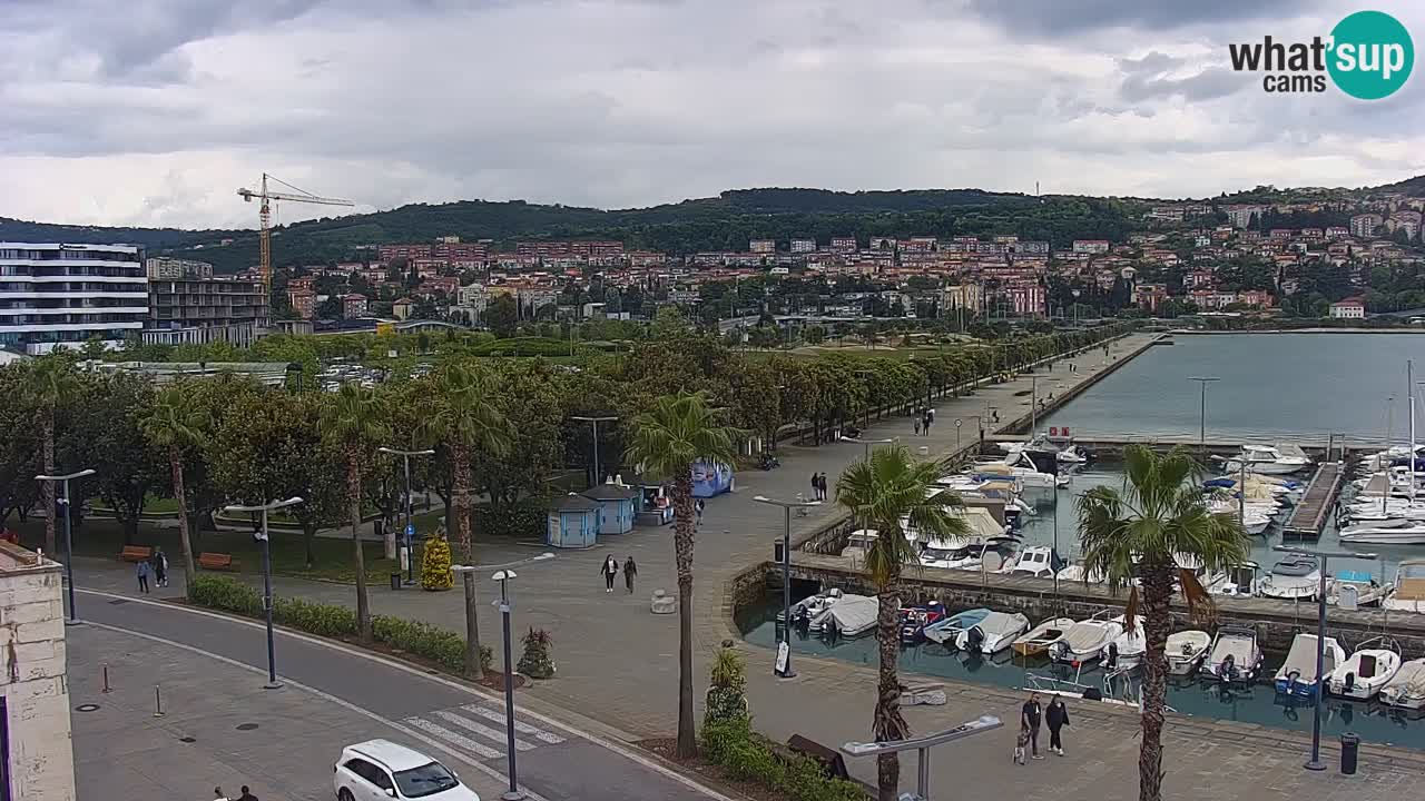 Web kamera Koper – marina i promenada – hotel Grand Koper