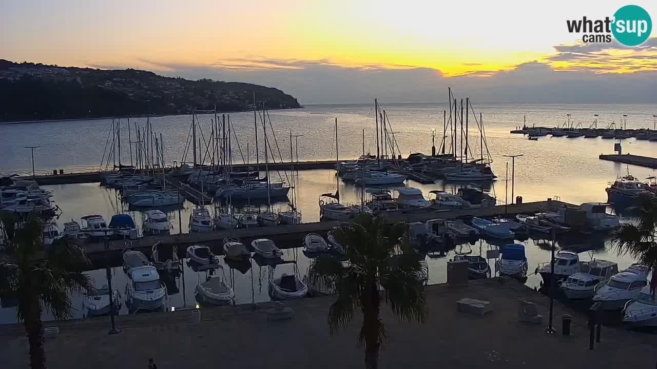 The Port of Koper live webcam – cruise and cargo port – Slovenia