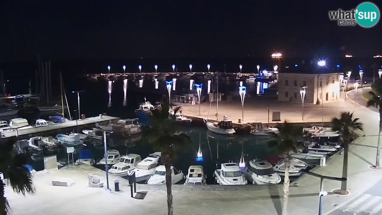 Webcam Koper – Panorama des Jachthafens und der Promenade vom Hotel Grand Koper