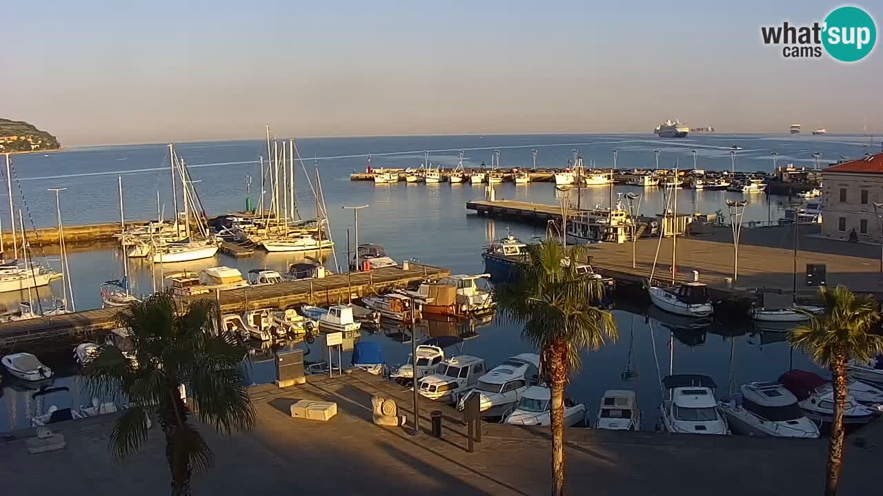 The Port of Koper live webcam – cruise and cargo port – Slovenia