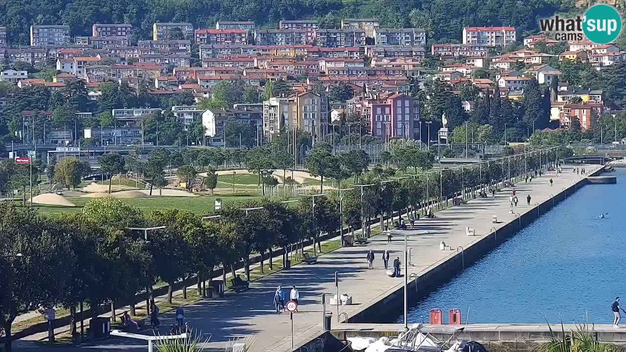 Webcam Koper – Panorama de la marina et de la promenade depuis le Grand Hotel Koper