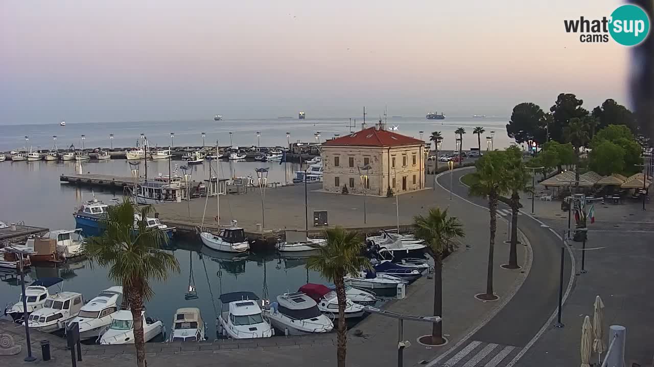The Port of Koper live webcam – cruise and cargo port – Slovenia