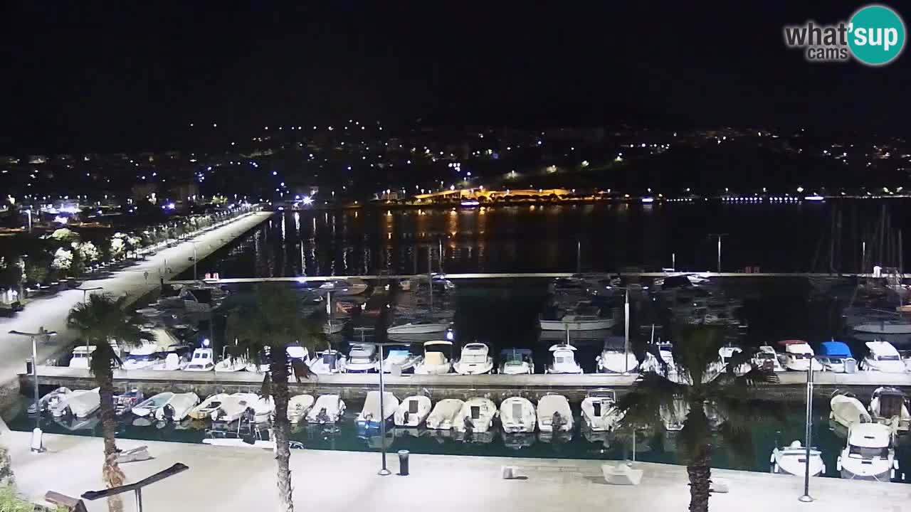 Luka Kopar uživo web kamera – Turistički terminal i teretna luka – Slovenija