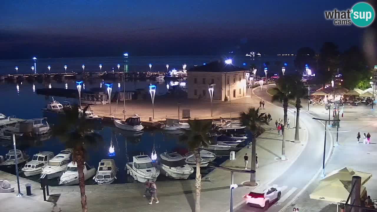 Webcam Koper – Panorama des Jachthafens und der Promenade vom Hotel Grand Koper