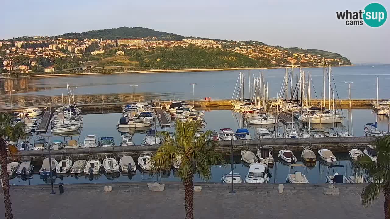 Webcam Koper – Panorama de la marina et de la promenade depuis le Grand Hotel Koper