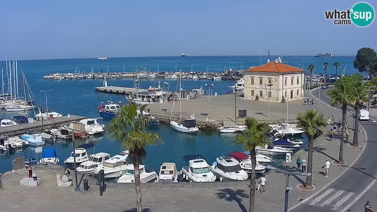 Webcam Koper – Panorama of the marina and promenade from the Grand Hotel Koper