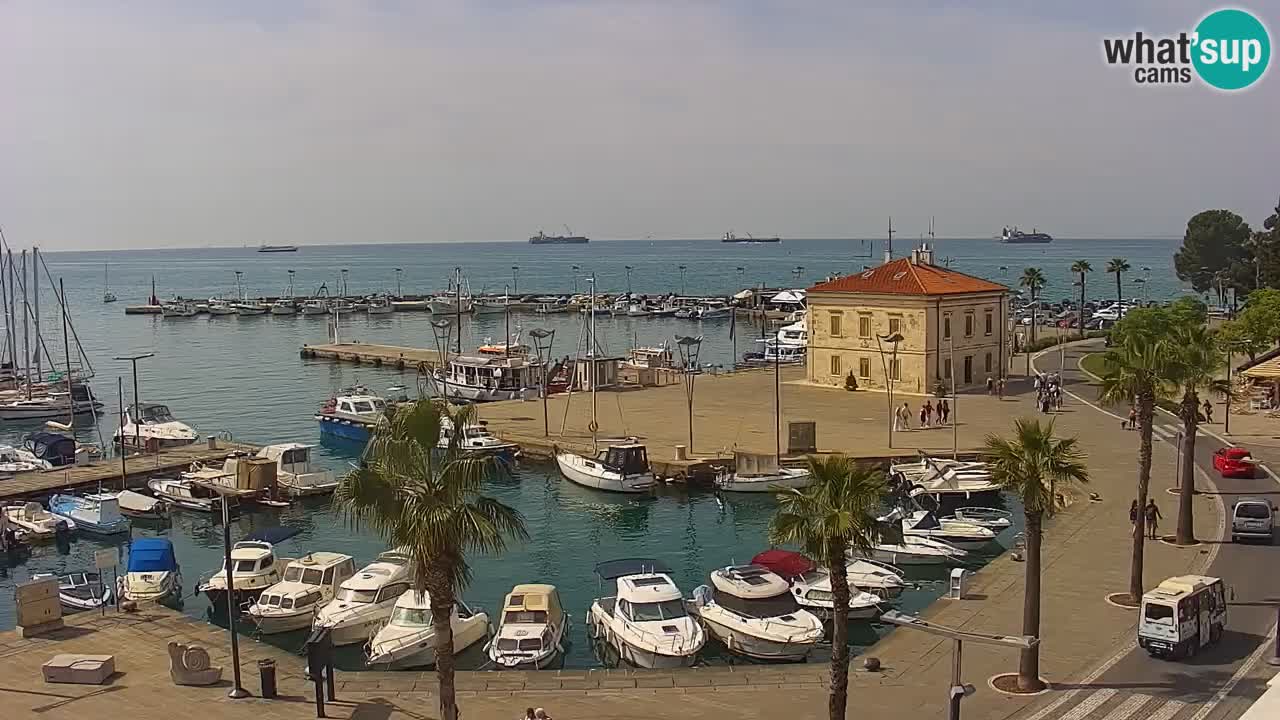 Webcam Koper – Panorama de la marina et de la promenade depuis le Grand Hotel Koper
