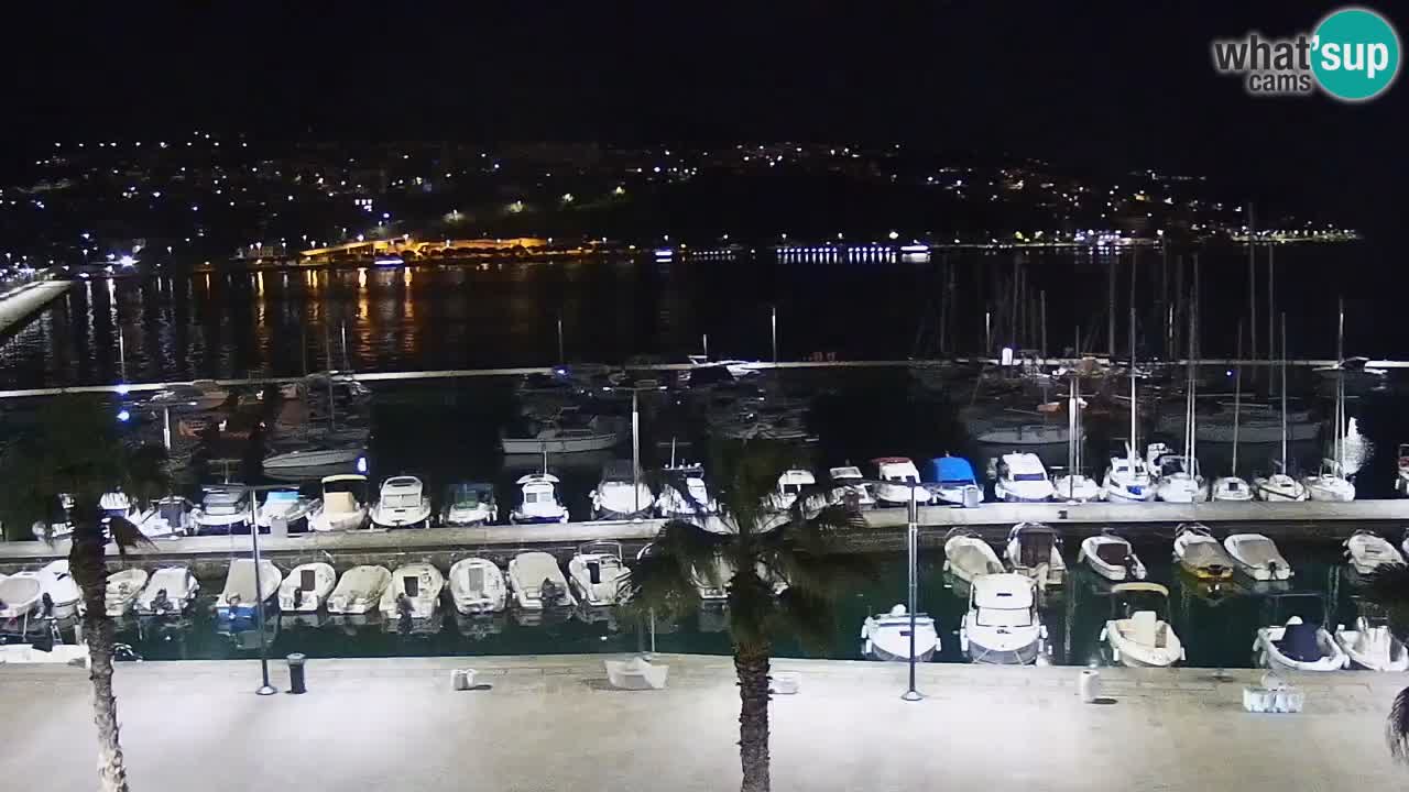 Luka Kopar uživo web kamera – Turistički terminal i teretna luka – Slovenija