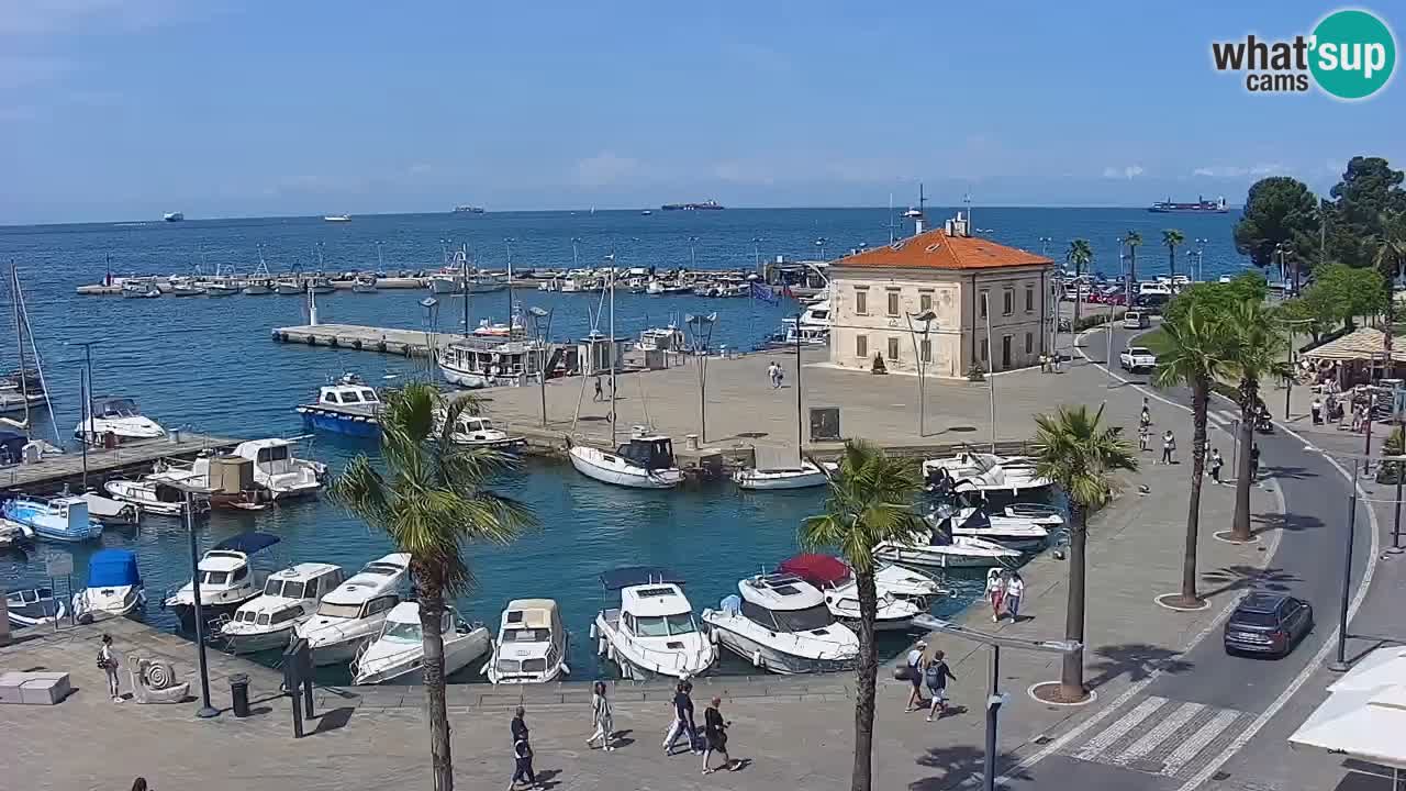 Camera en vivo Koper – puerto deportivo y paseo marítimo desde el Hotel Grand Koper