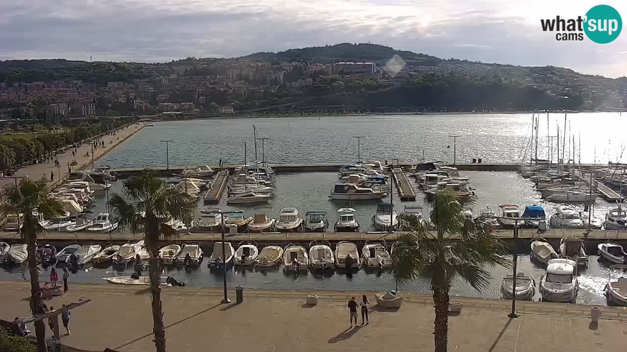 Webcam Koper – Panorama de la marina et de la promenade depuis le Grand Hotel Koper