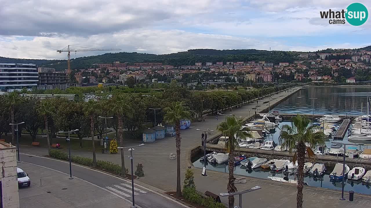 Webcam Koper – Panorama de la marina et de la promenade depuis le Grand Hotel Koper