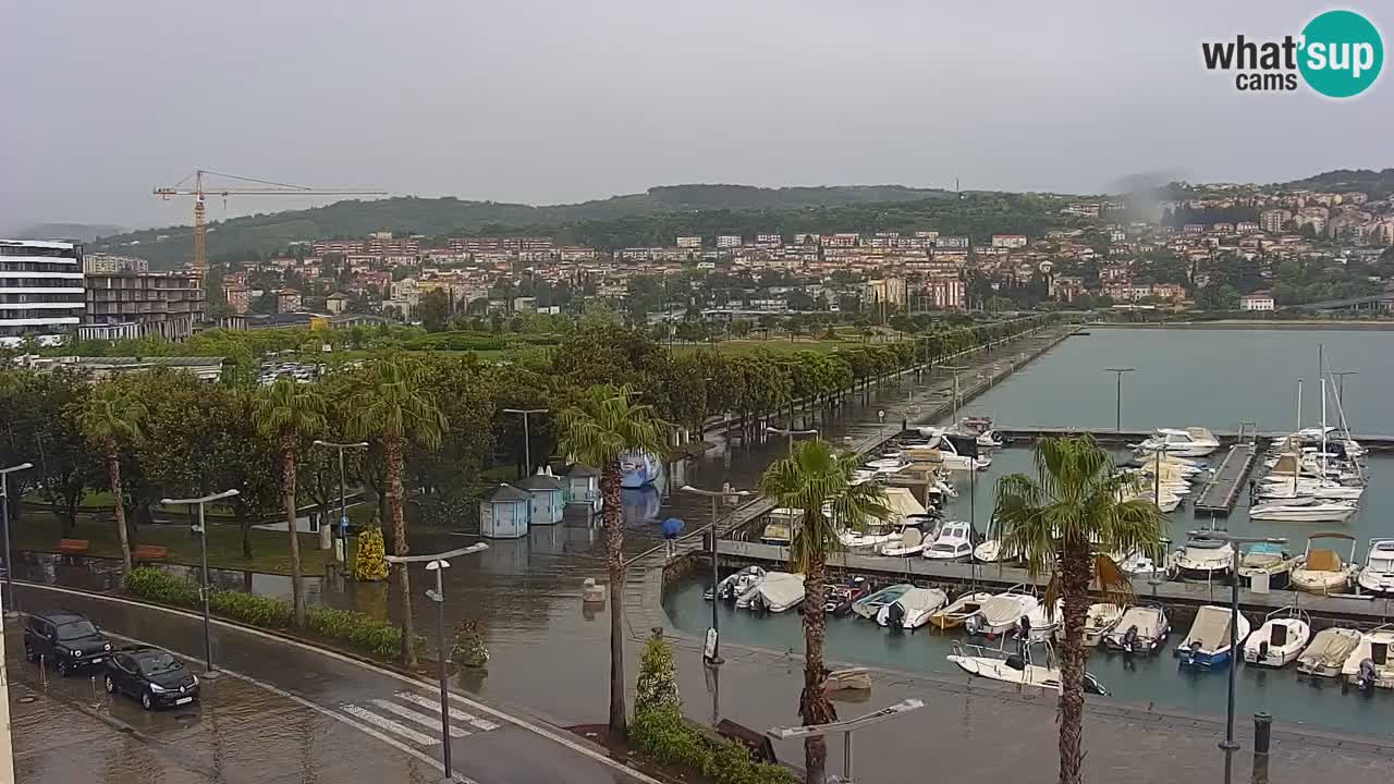 Der Hafen von Koper Live-Webcam – Kreuzfahrt- und Frachthafen – Slowenien