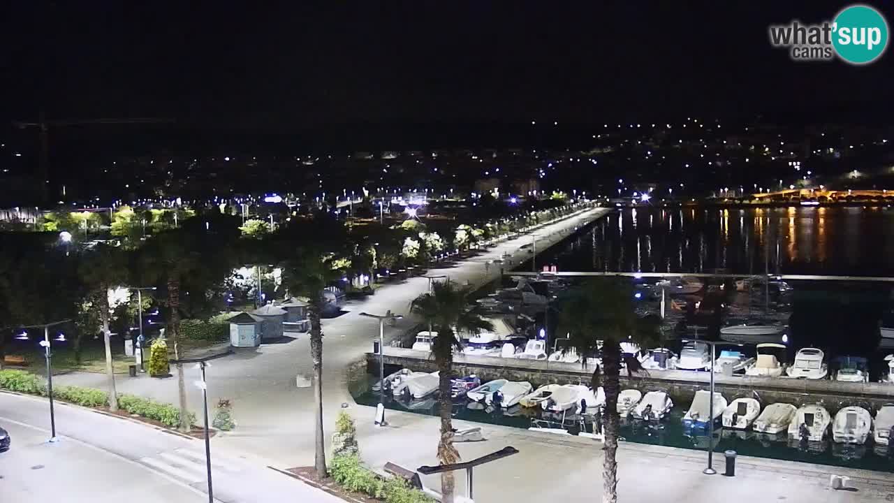 Luka Kopar uživo web kamera – Turistički terminal i teretna luka – Slovenija