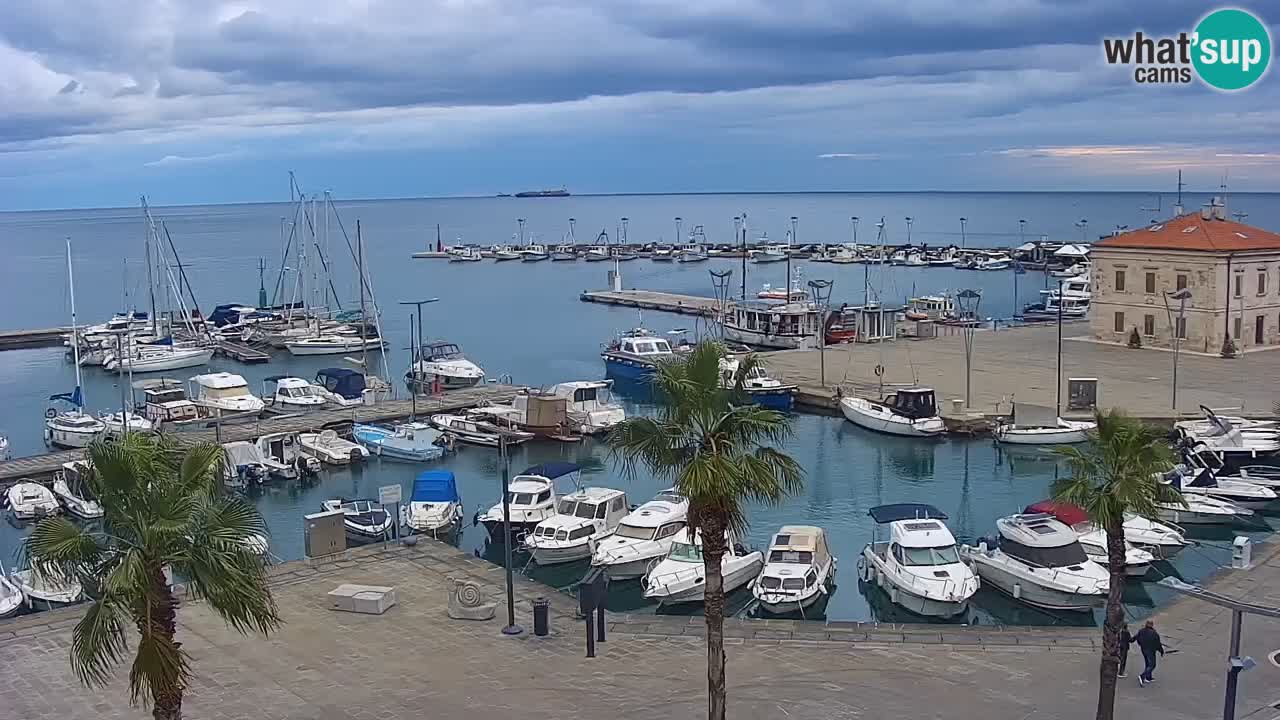 Webcam en vivo del Puerto de Koper – puerto de carga y cruceros – Eslovenia