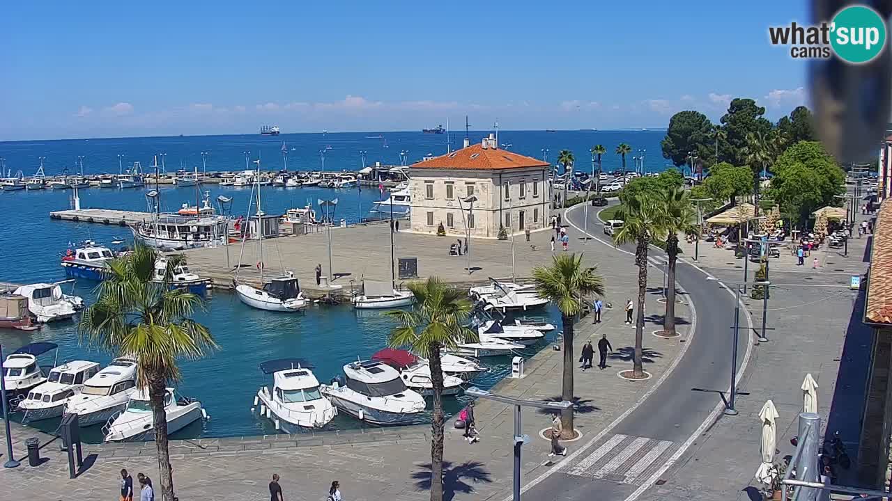 Camera en vivo Koper – puerto deportivo y paseo marítimo desde el Hotel Grand Koper