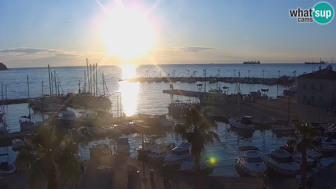 Camera en vivo Koper – puerto deportivo y paseo marítimo desde el Hotel Grand Koper