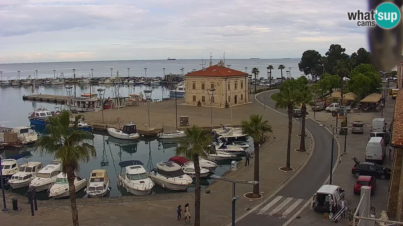 Webcam Koper – Panorama de la marina et de la promenade depuis le Grand Hotel Koper
