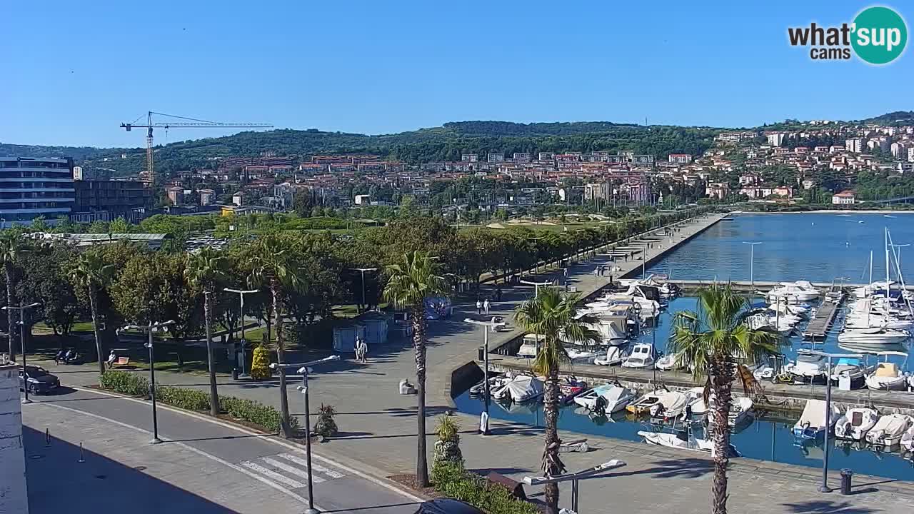 Webcam Koper – Panorama of the marina and promenade from the Grand Hotel Koper