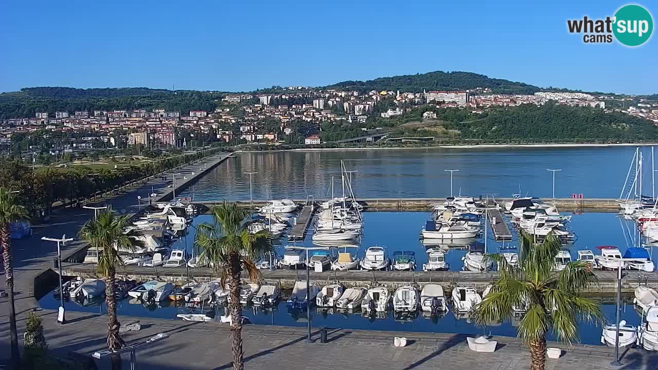 Webcam Koper – Panorama de la marina et de la promenade depuis le Grand Hotel Koper
