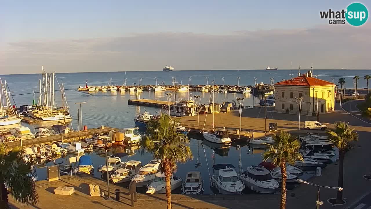 Web kamera Koper – marina i promenada – hotel Grand Koper