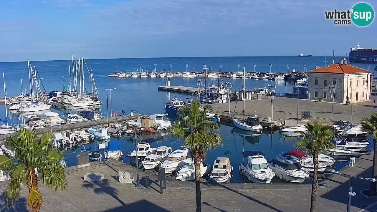 Webcam Koper – Panorama of the marina and promenade from the Grand Hotel Koper