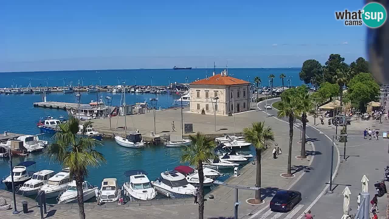 Camera en vivo Koper – puerto deportivo y paseo marítimo desde el Hotel Grand Koper