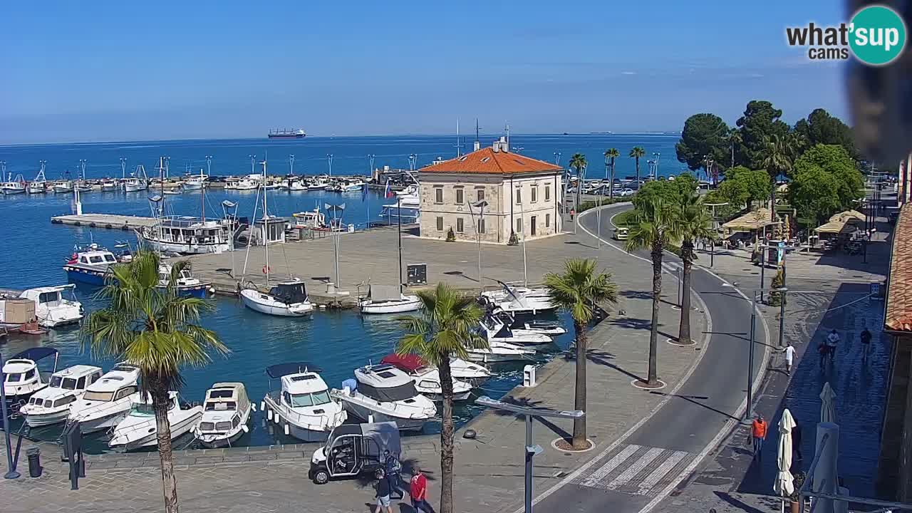 Webcam Koper – Panorama of the marina and promenade from the Grand Hotel Koper