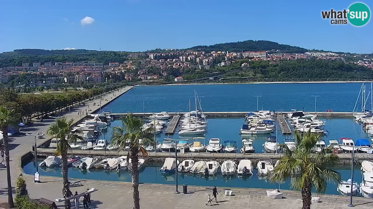 Webcam en direct du port de Koper – port de croisière et de fret – Slovénie